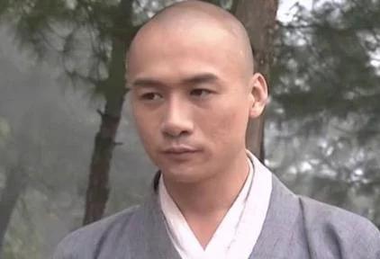 四个版本的虚竹谁最憨?