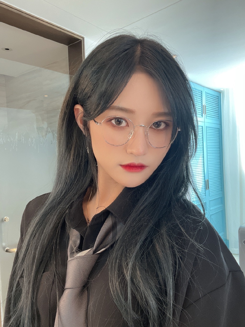 美女艺人张昕迷人美照欣赏好漂亮