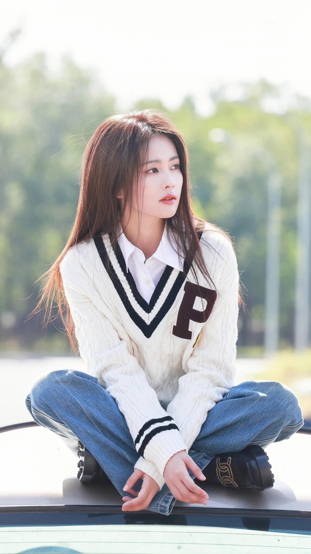 白鹿美图欣赏:阳光洒脱,甜美可爱