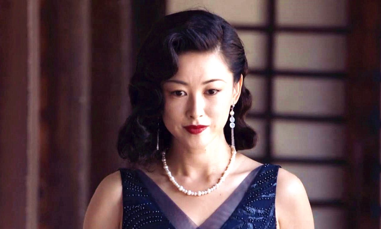 《叛逆者》蓝心洁重操旧业,与林楠笙重逢,为何显得客套又疏远?