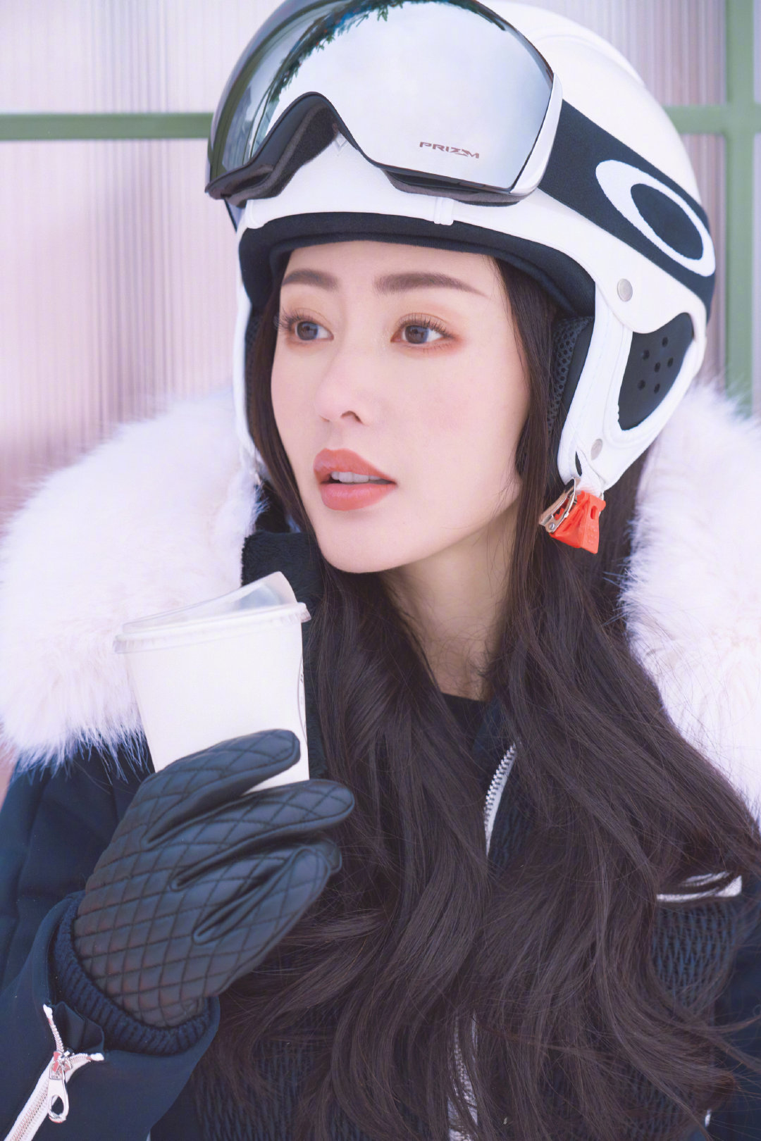 张天爱,虞书欣,张钧甯女明星们的雪地拍照,南方人狠狠地羡慕了