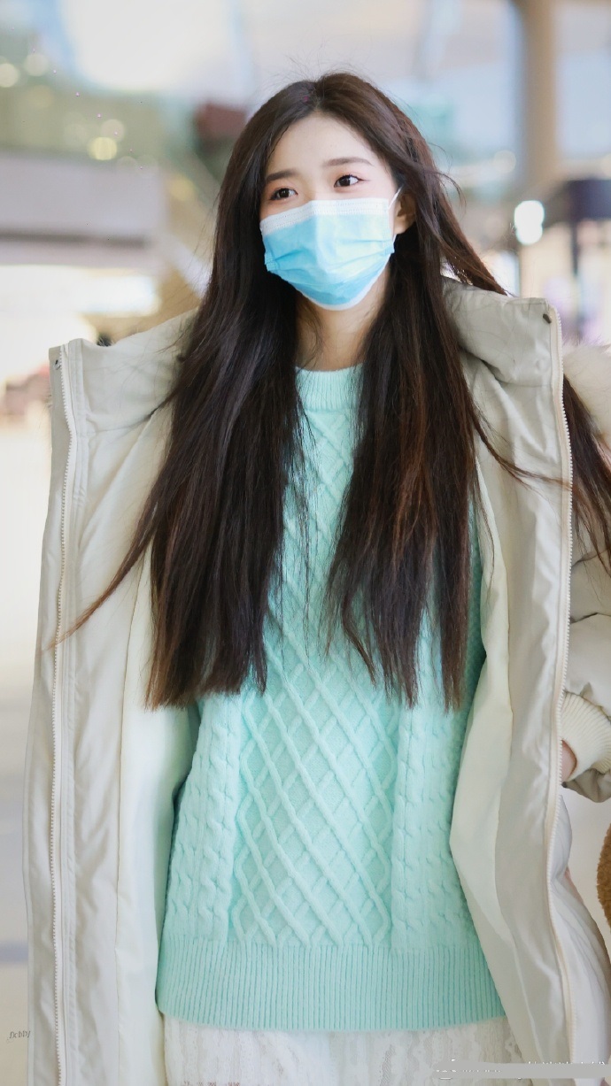 女团snh48成员刘丽千迷人美照真好看