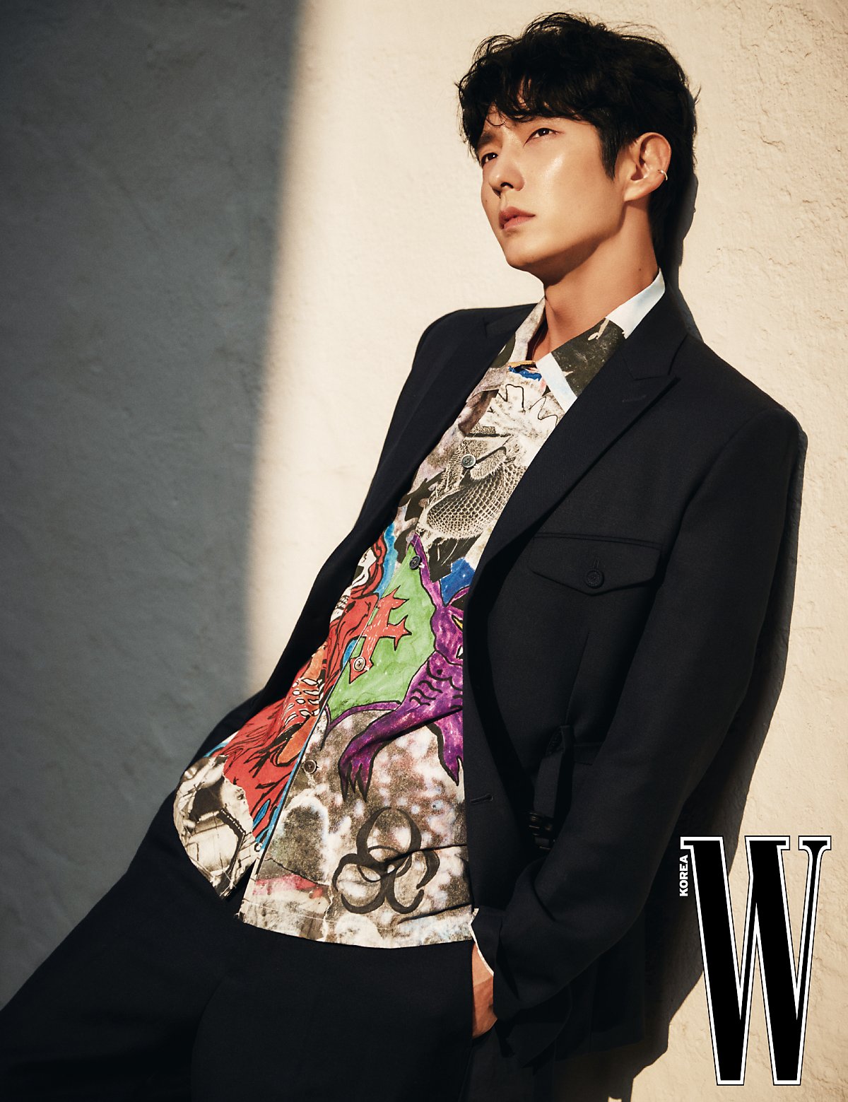 帅气单眼皮男生李准基