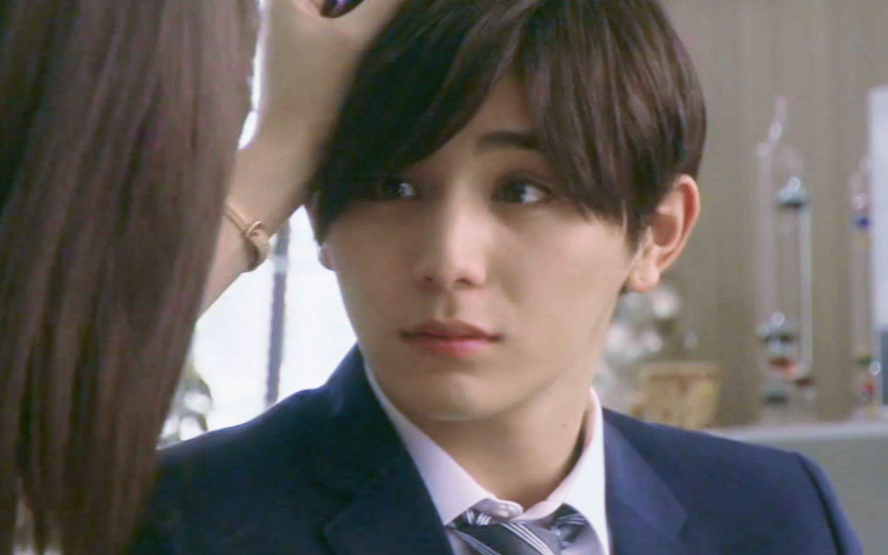 山田凉介壁纸分享