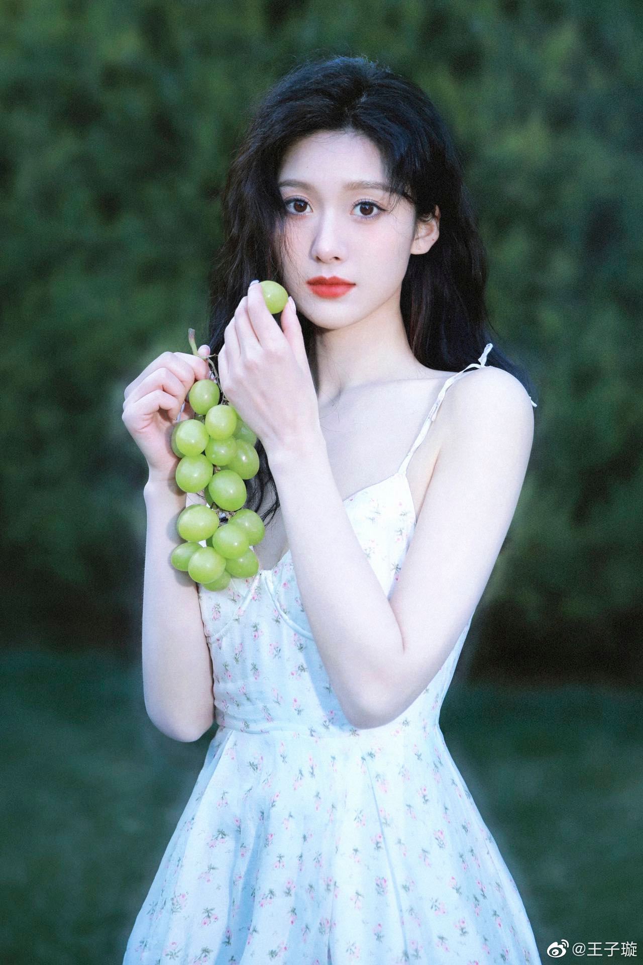 王子璇清纯动人