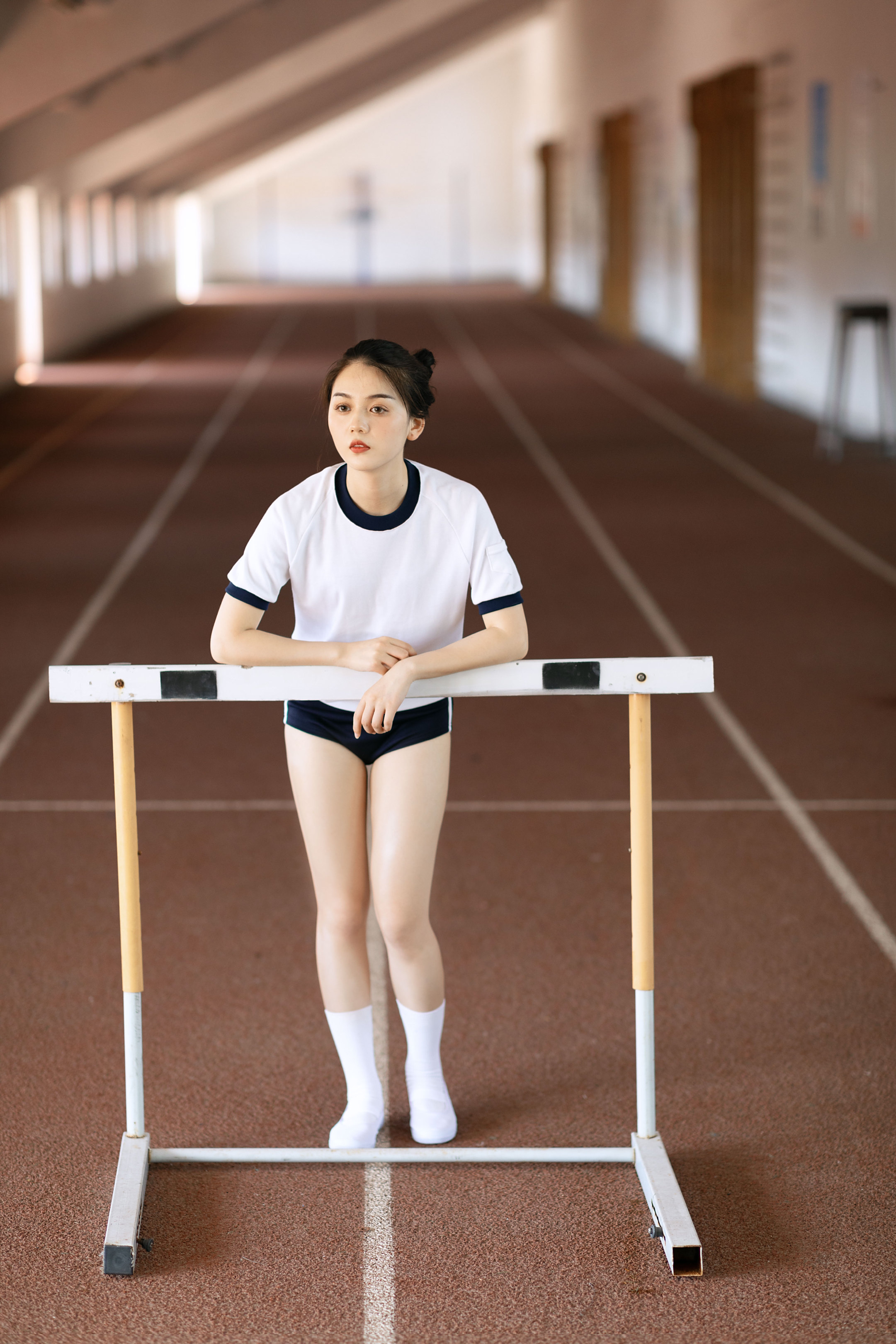 美少女的学院风写真,像一颗青涩的苹果