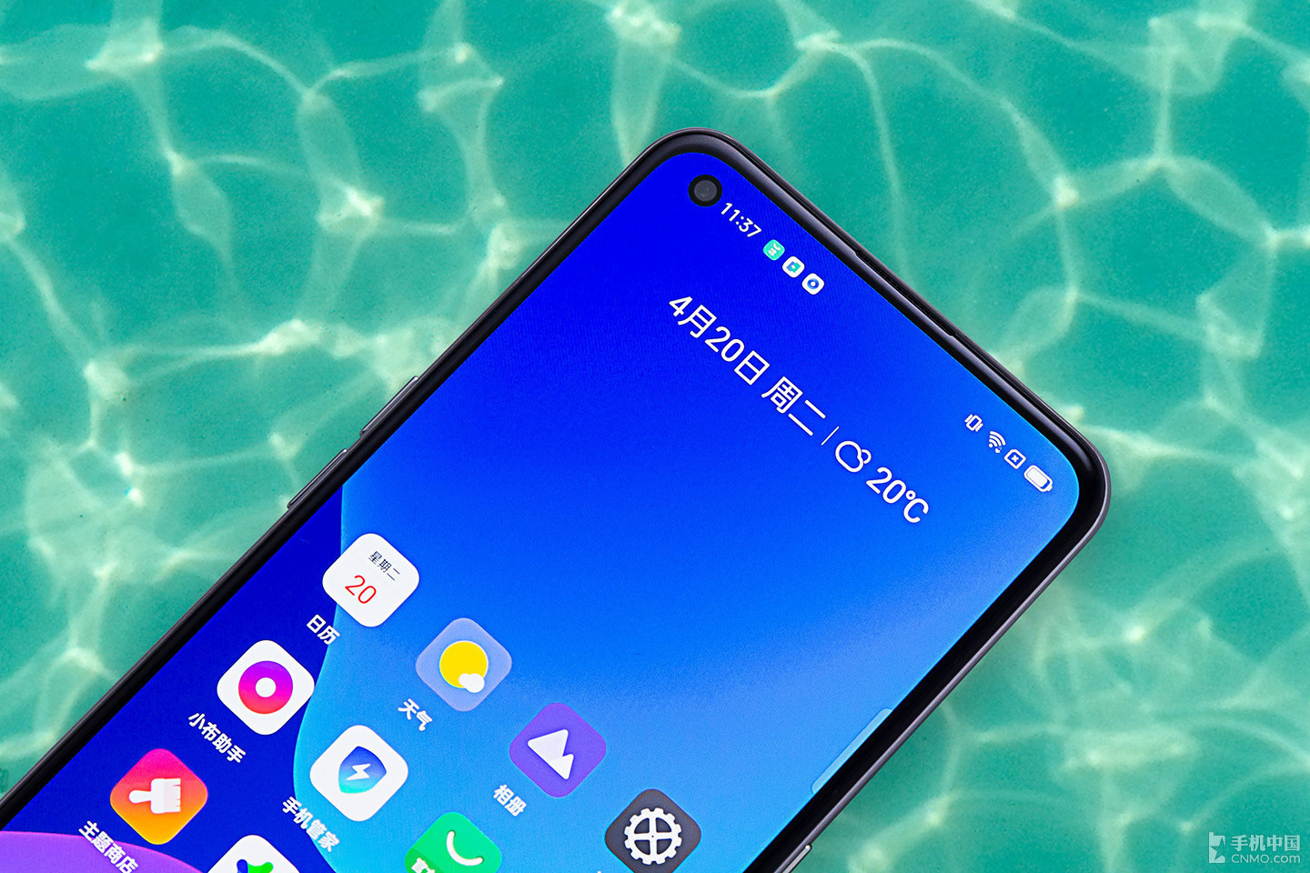 realme真我q3系列图赏:来自萤火虫的科技邂逅