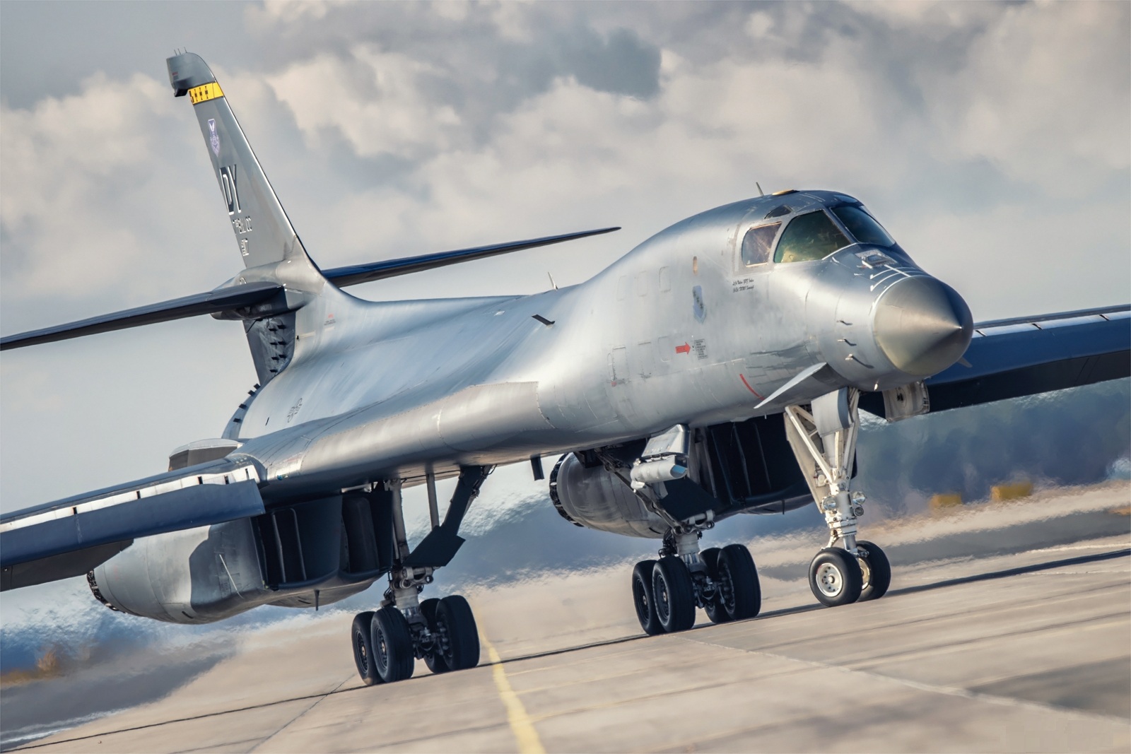 b-1b枪骑兵轰炸机摄影佳作欣赏