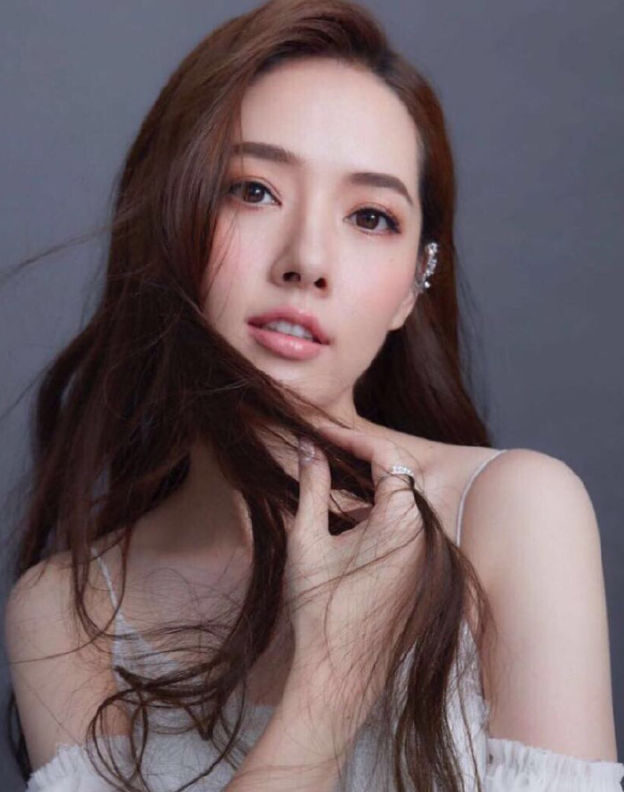 郭碧婷:貌美如花,楚楚动人