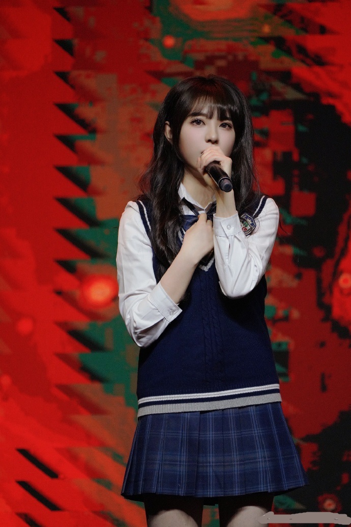 偶像美女黄妍菲迷人写真美照欣赏