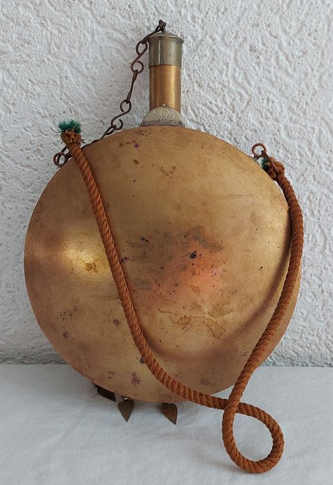 黄铜制作的德国火药瓶,可以防止静电产生火花