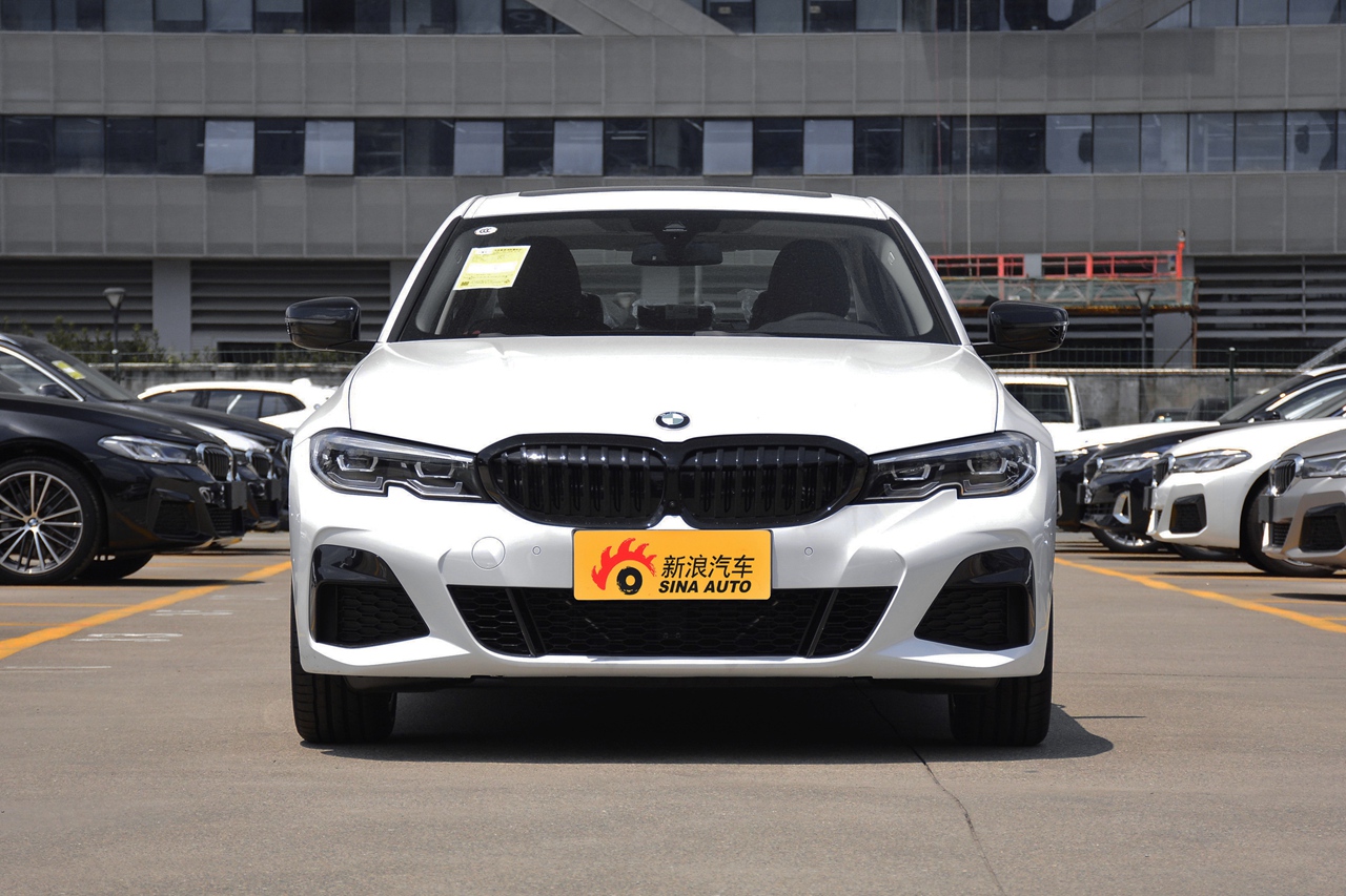 2021款宝马3系改款二 325li m运动曜夜套装