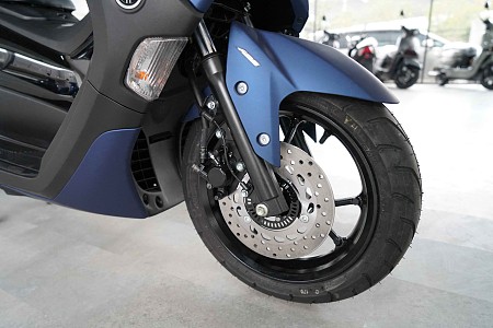 踏板看车雅马哈:2021款 nmax 155 tcs版