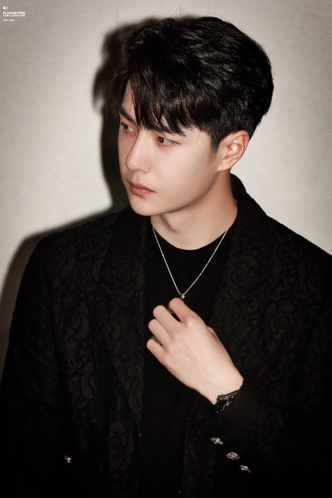 王一博 allblack造型酷帅无比