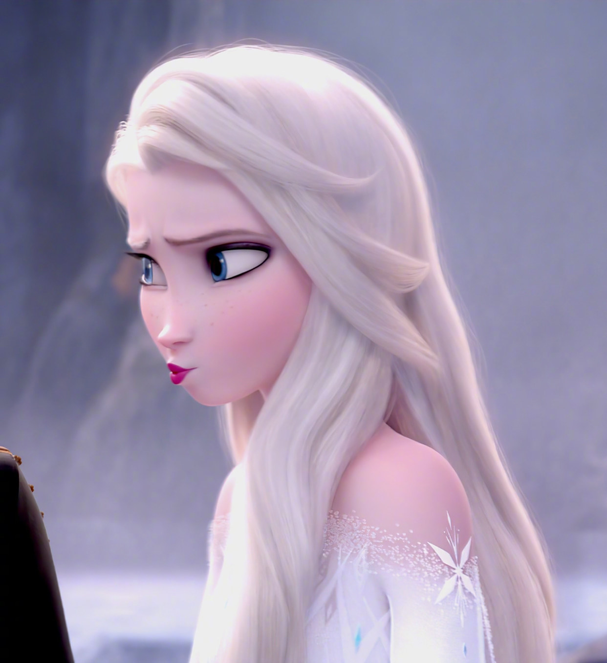 古灵精怪!冰雪奇缘2 艾莎女王高清特写壁纸!