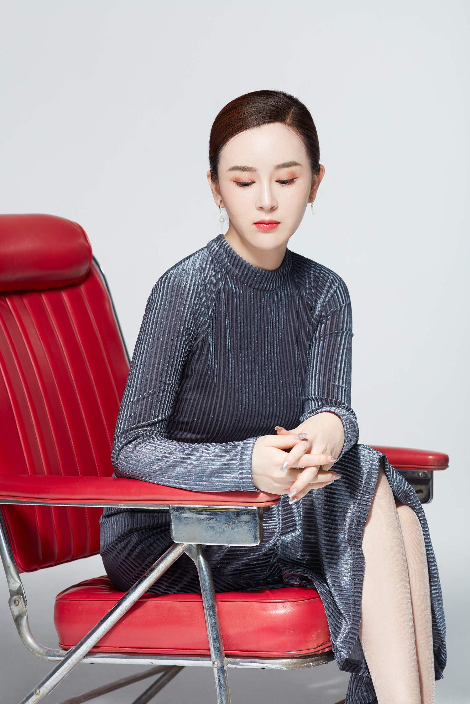 刘竞做了一个很果敢的决定她要转战幕后,做一名导演