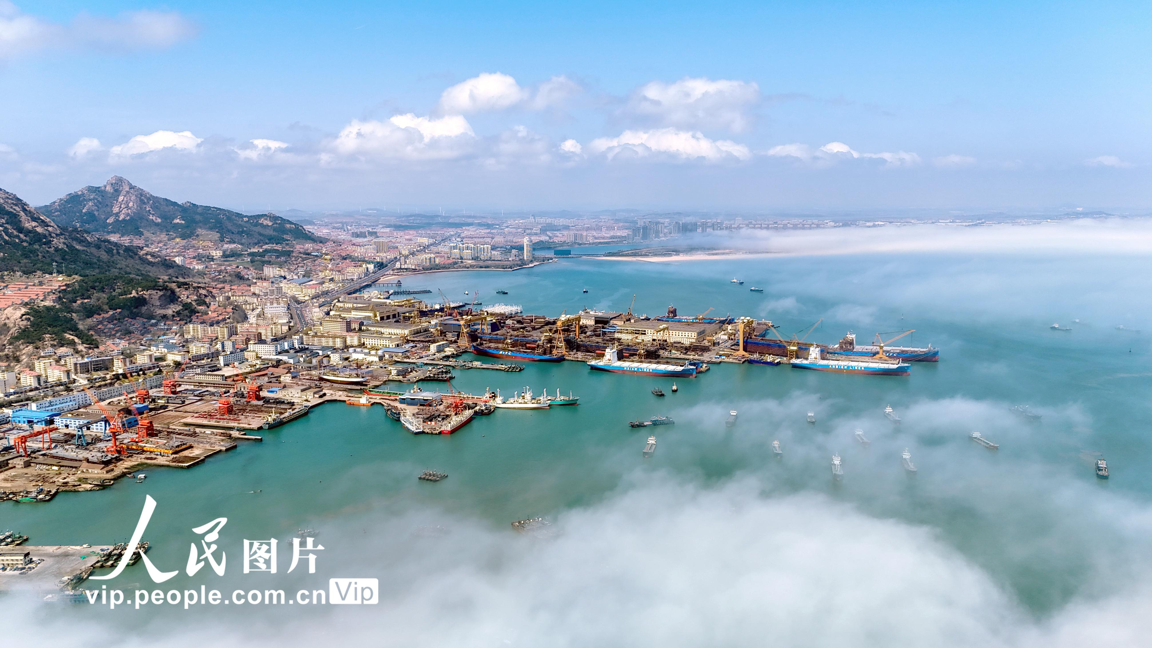 山东荣成:勇闯"深蓝"