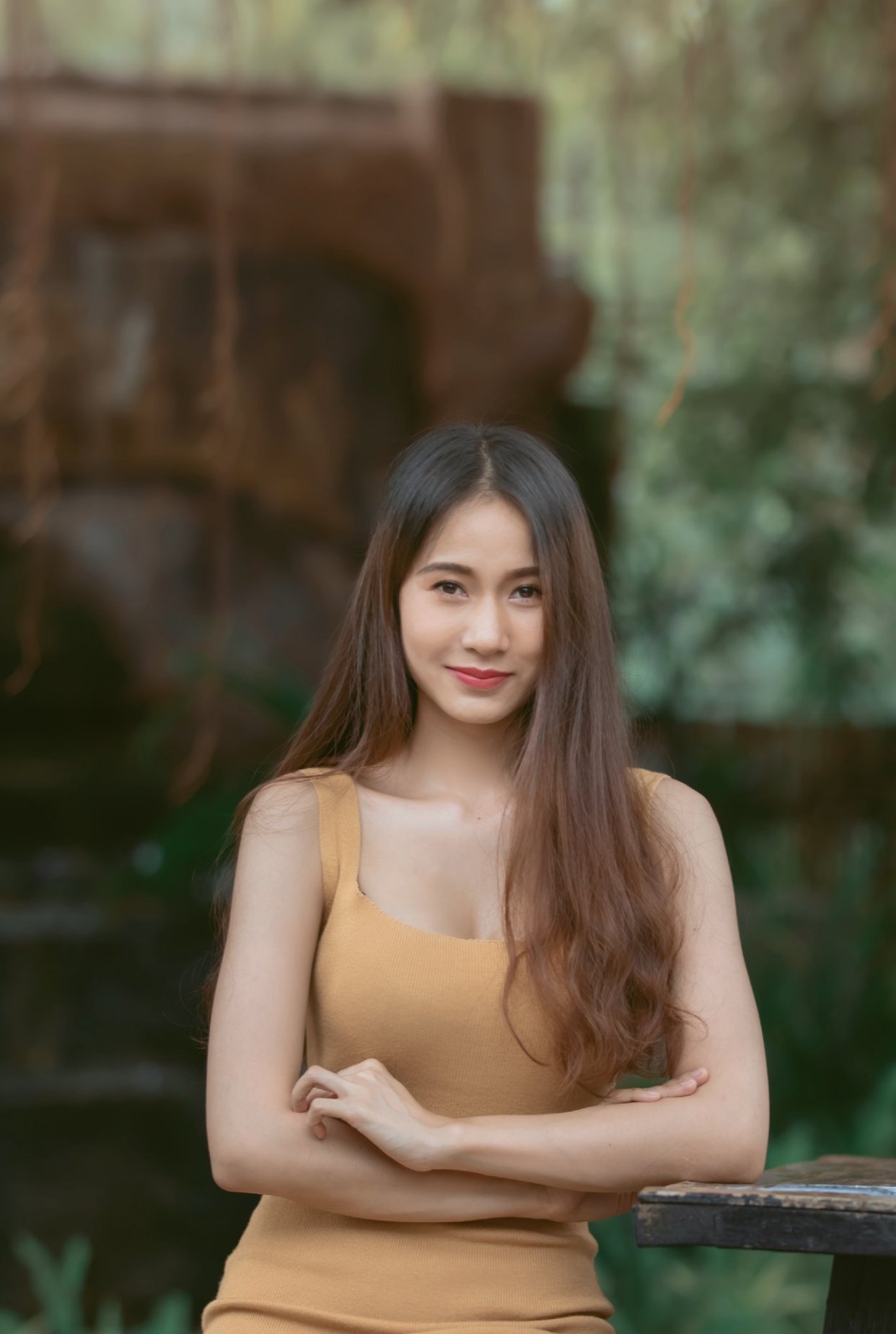 拥有曼妙身姿的优雅美女,喜欢来看看