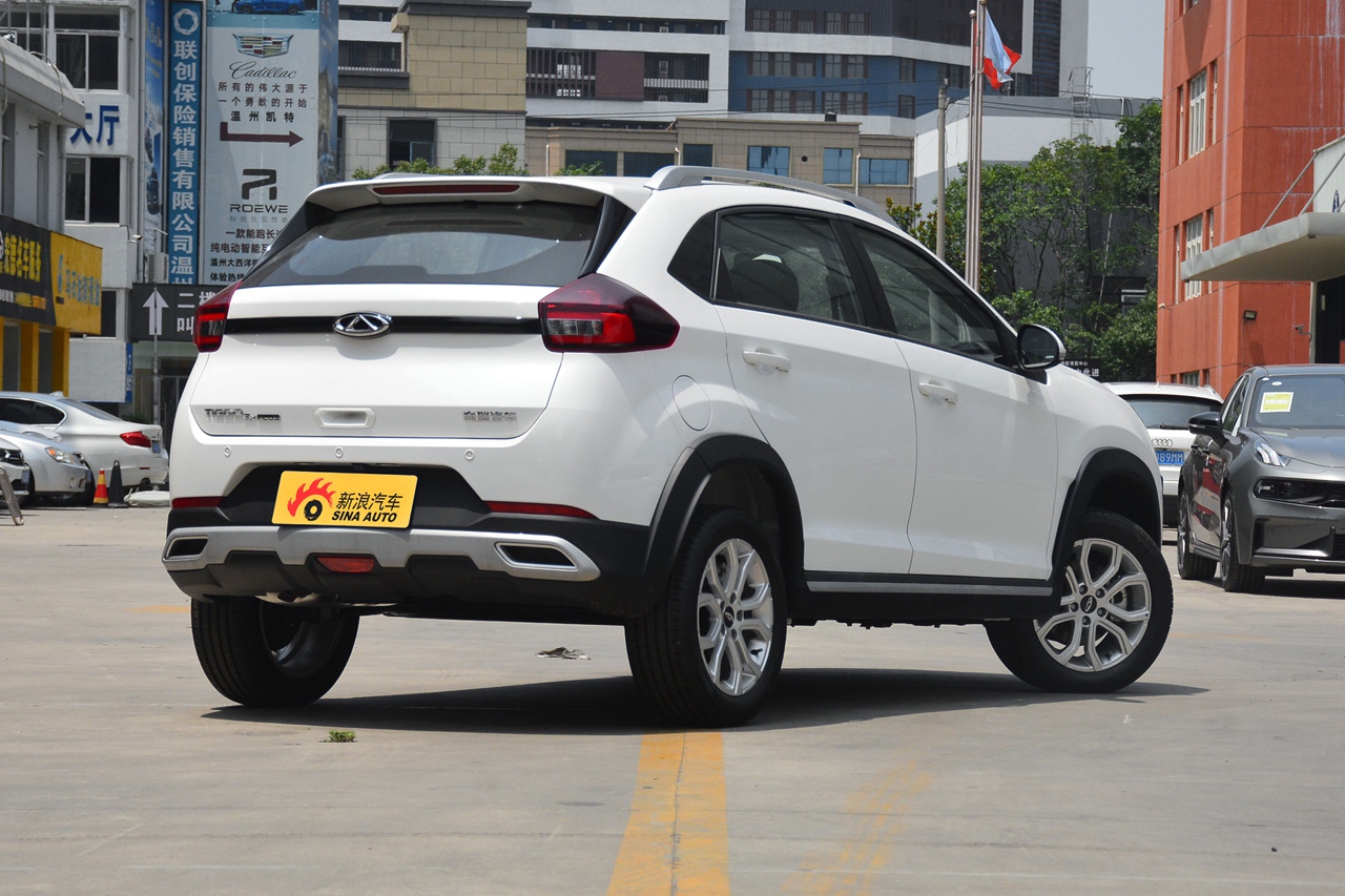 2021款瑞虎3x改款 plus 1.5l cvt痛快红枣版