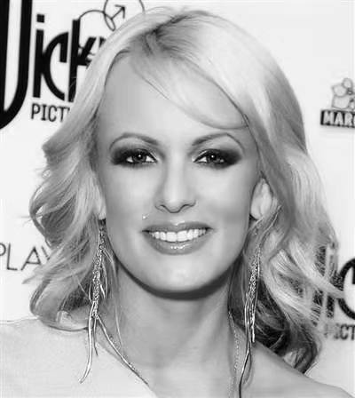 美国女星丹尼尔斯的绝世容颜