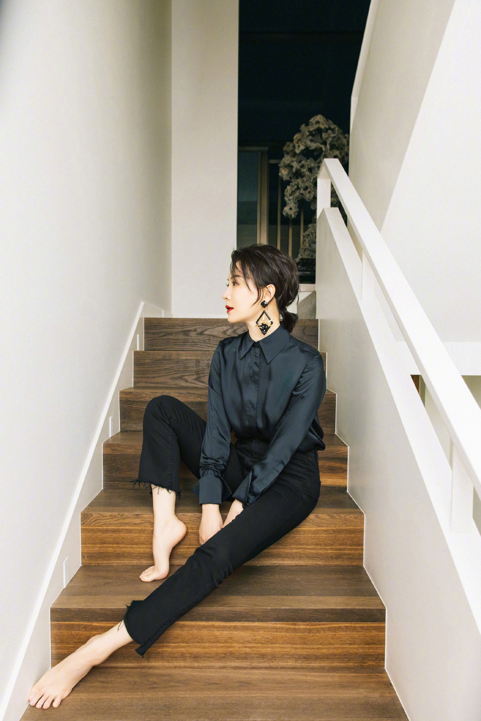 美人·玉足·陈数