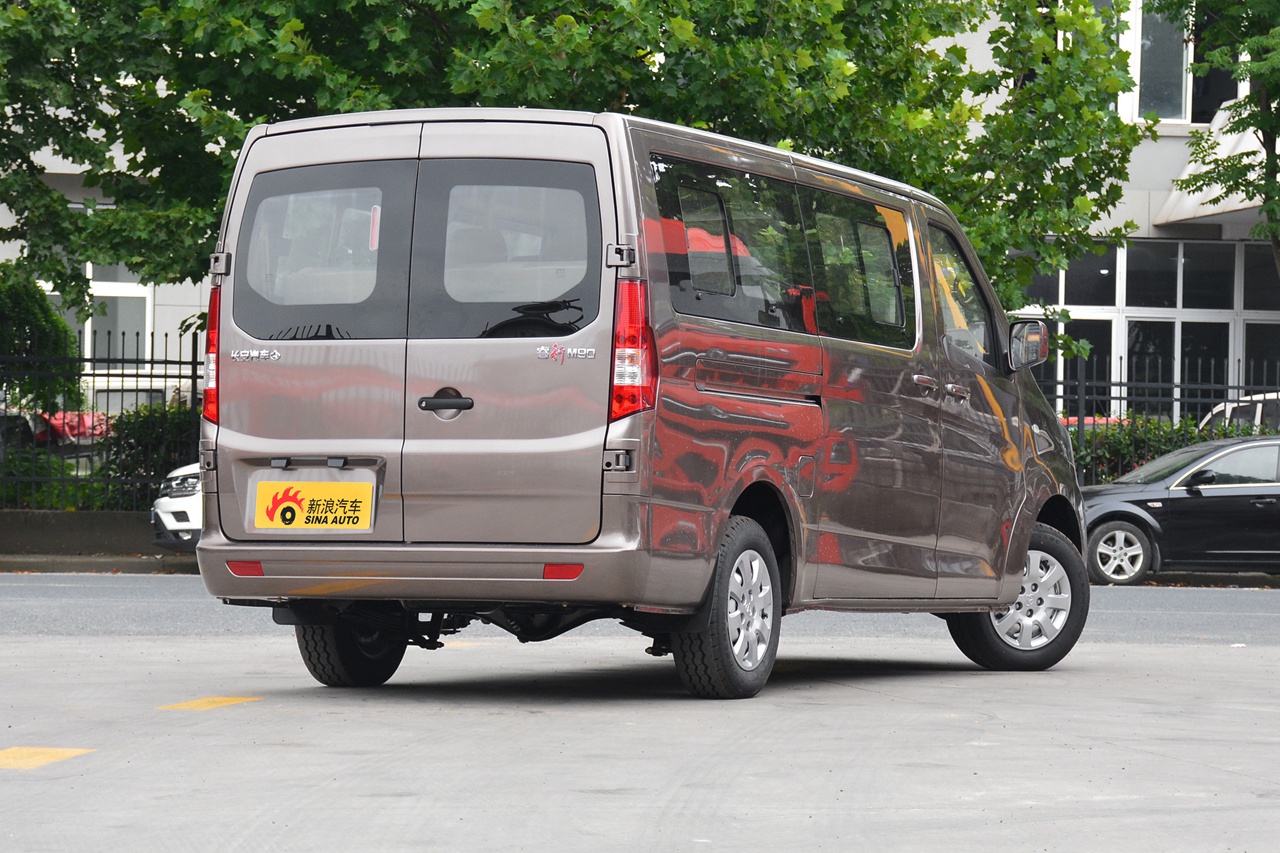 2021款长安睿行m90 2.0l手动标准型平顶背掀门9座