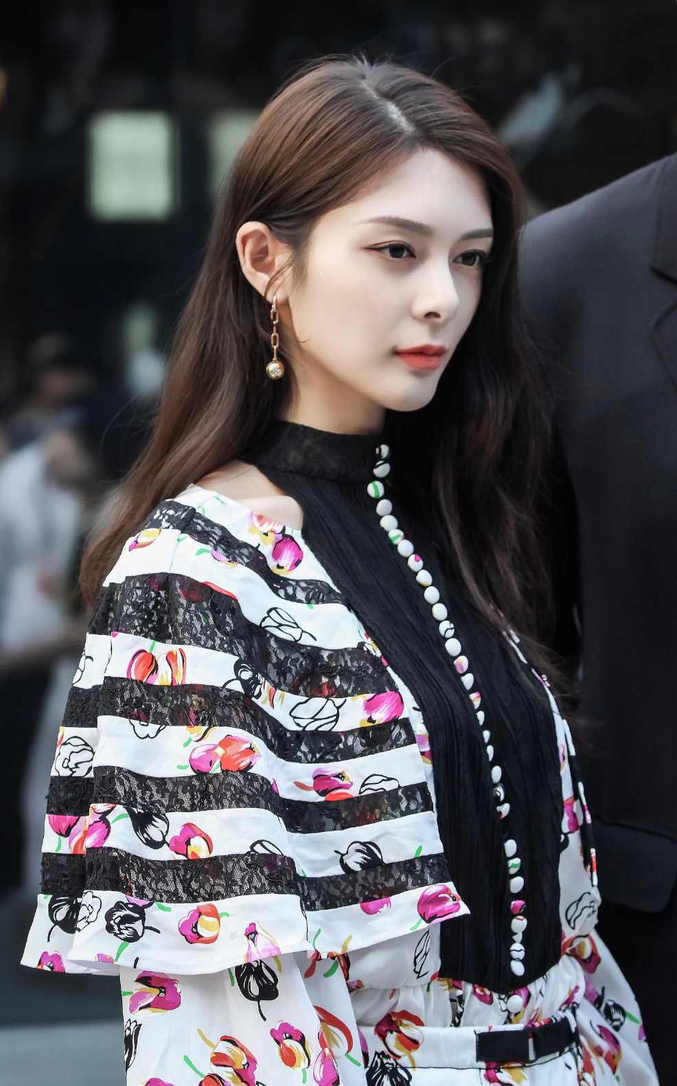 傅菁:美丽娇艳,楚楚动人