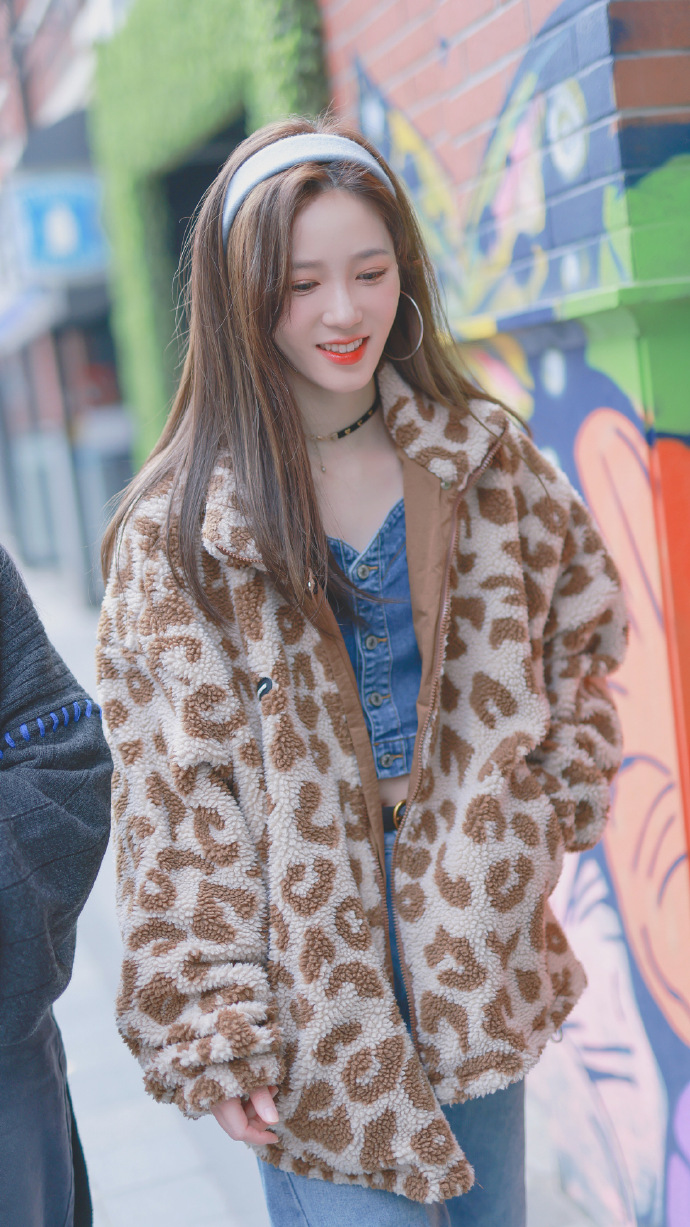 美女歌手snh48-袁雨桢迷人美照欣赏