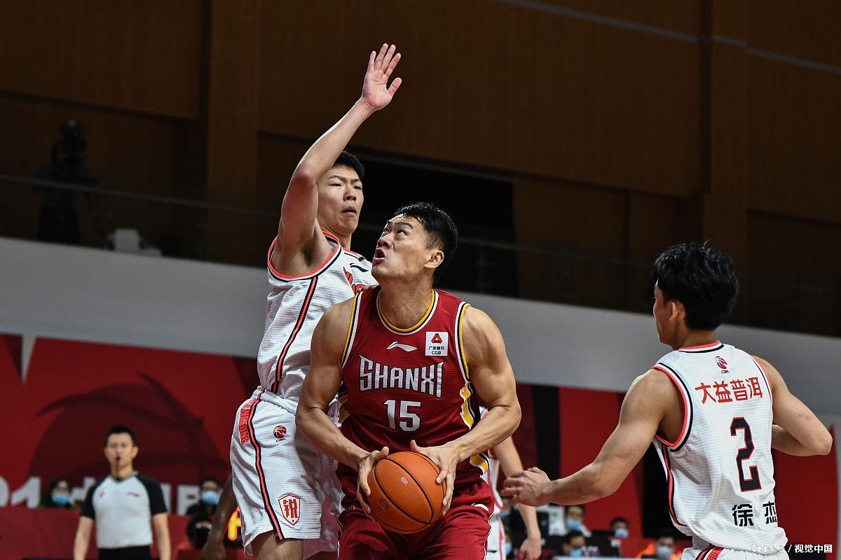 2020-2021赛季cba常规赛第9轮:广东宏远131-106山西汾酒