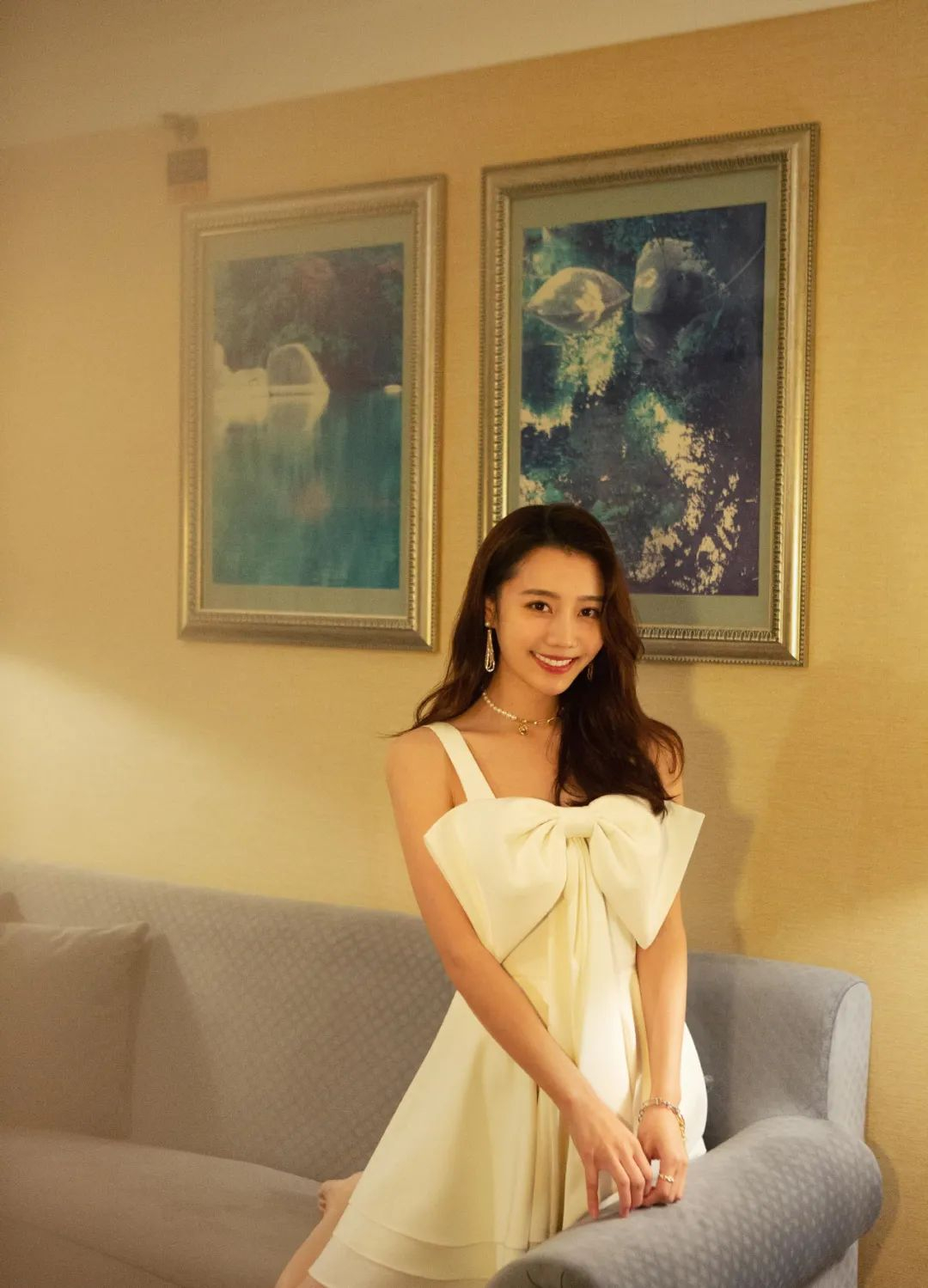 龙政璇,清新脱俗的她,美得让人窒息