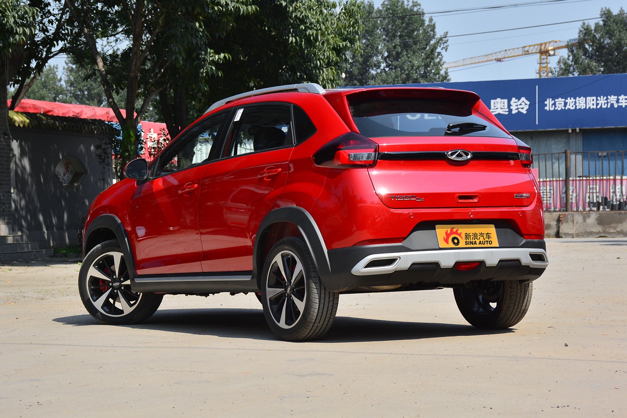 2021款瑞虎3x plus 1.5l cvt尽兴松子版