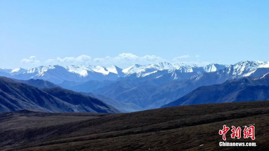 阿尼玛卿雪山照片图片