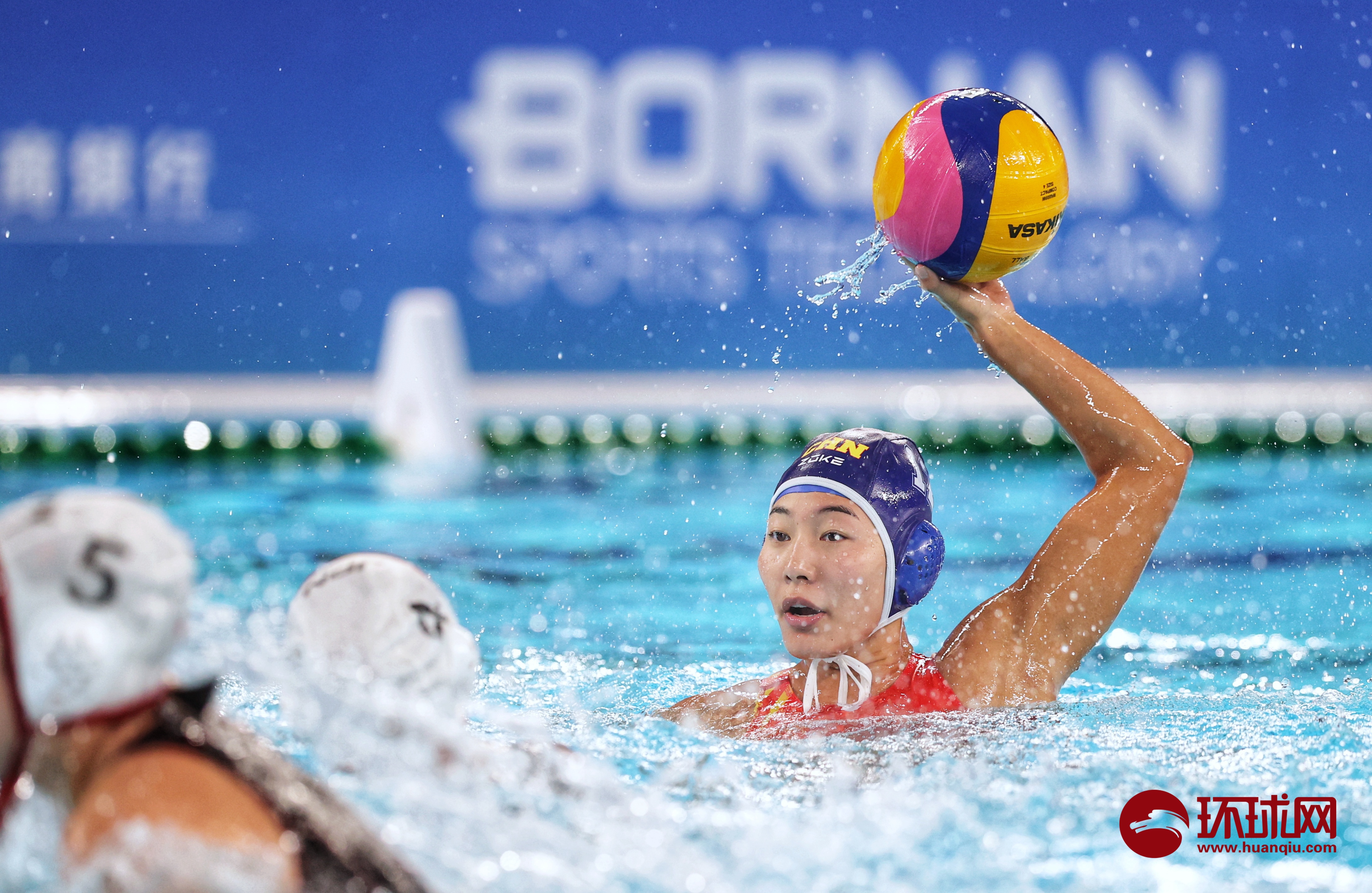 「图集」中国队以24-11战胜日本队夺得杭州亚运会女子水球金牌