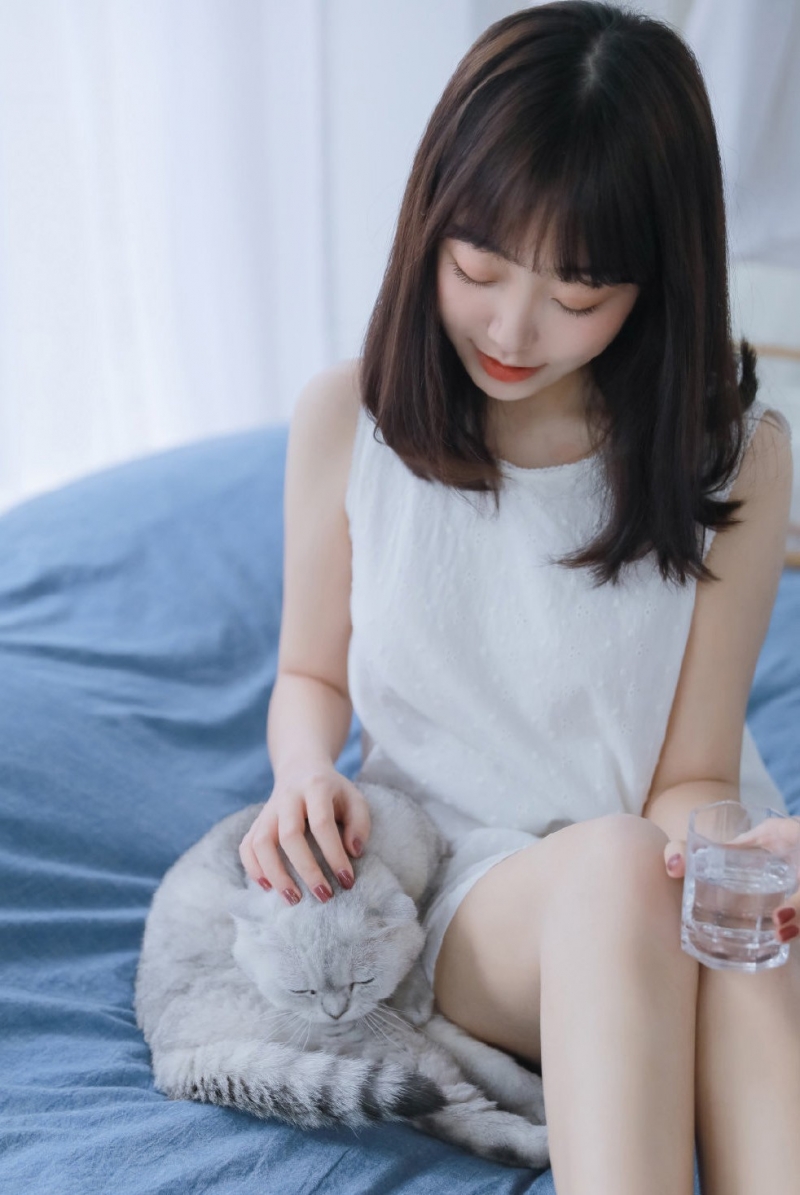 欲望男女：消遣读物故事集（2025 年 8 月刊）