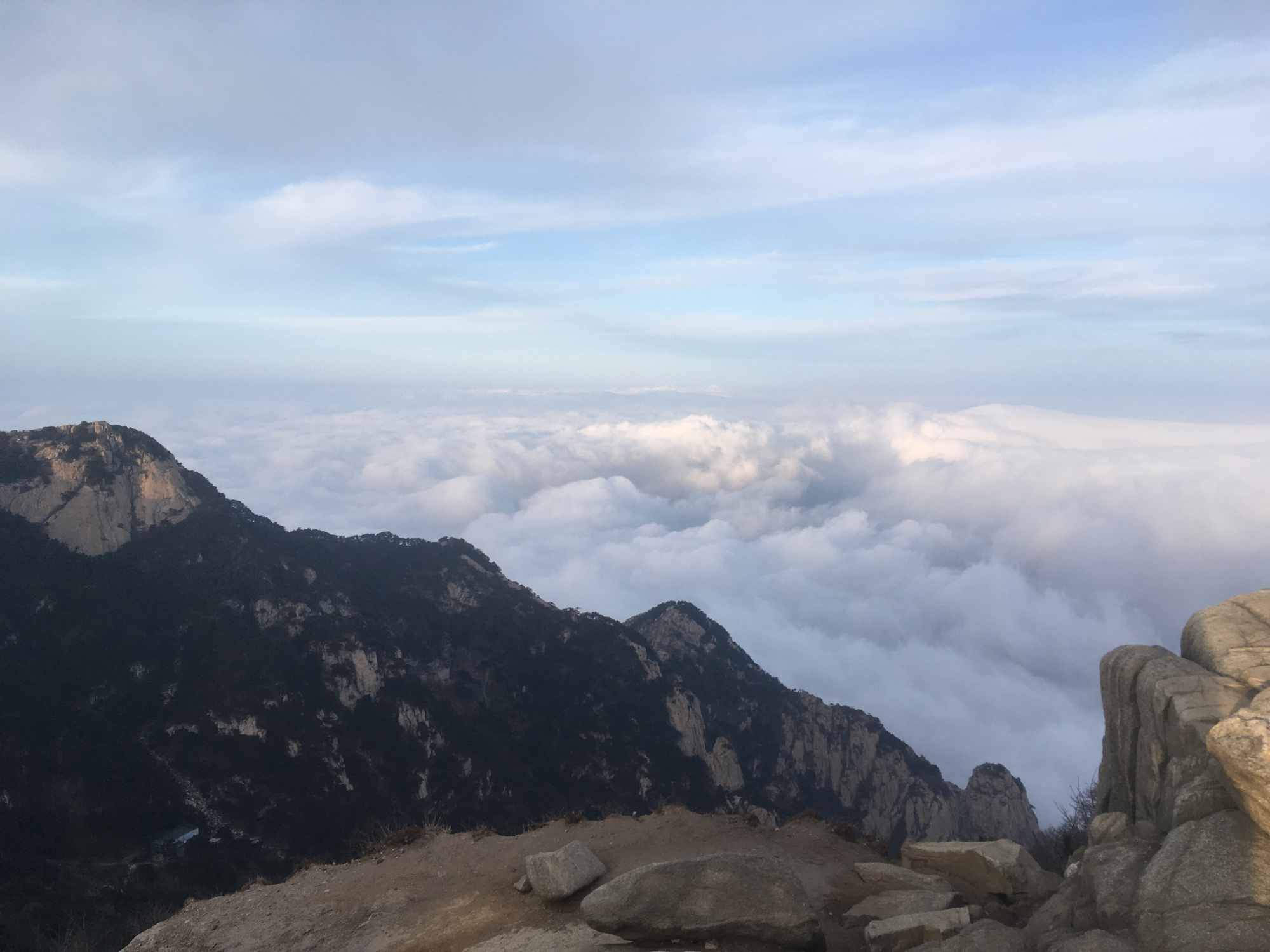 泰山云海组图鉴赏,看看和你看到的想到的有什么不一样?