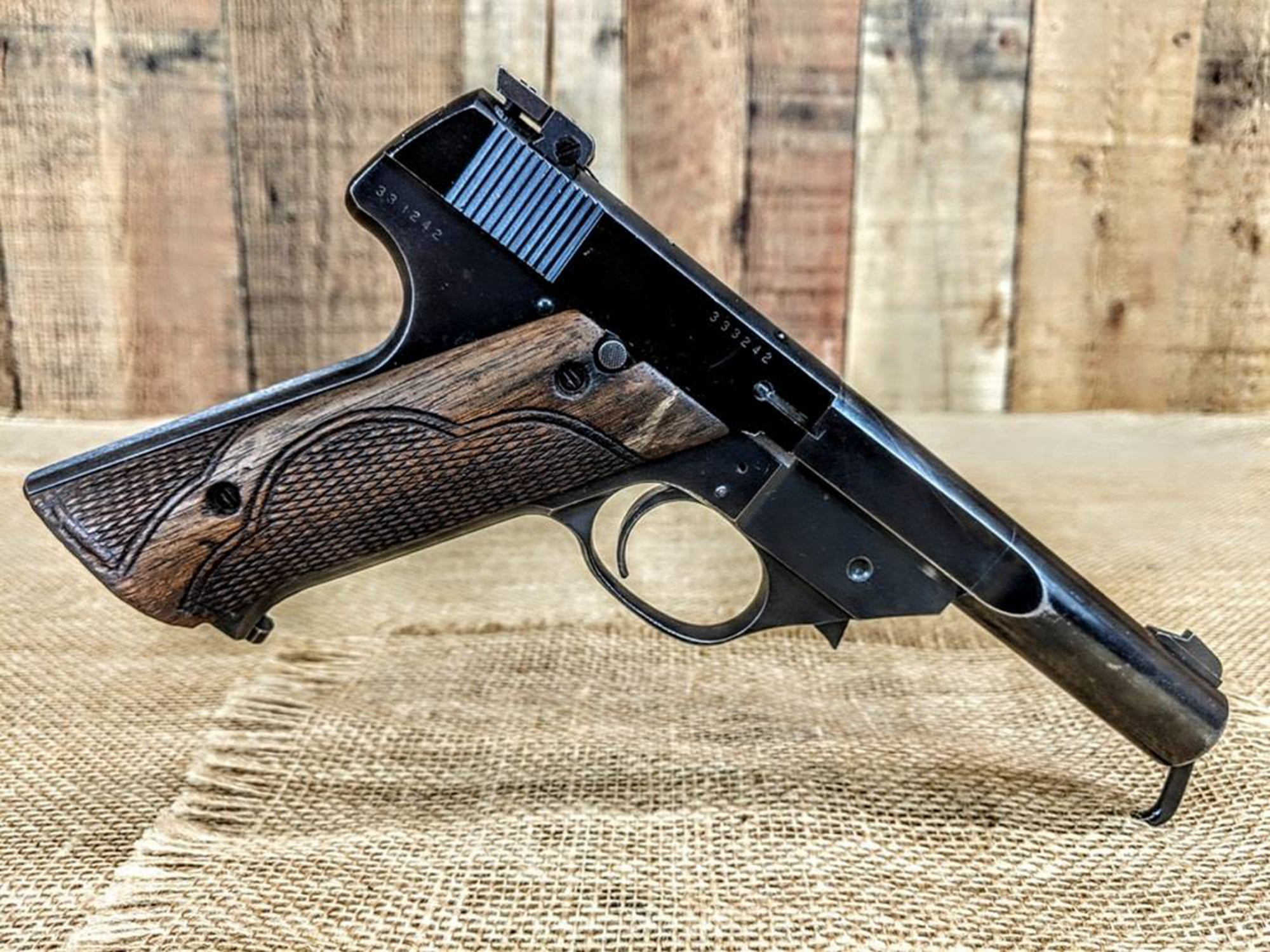 轻武器欣赏系列,继续近距离赏枪,喜欢就收藏