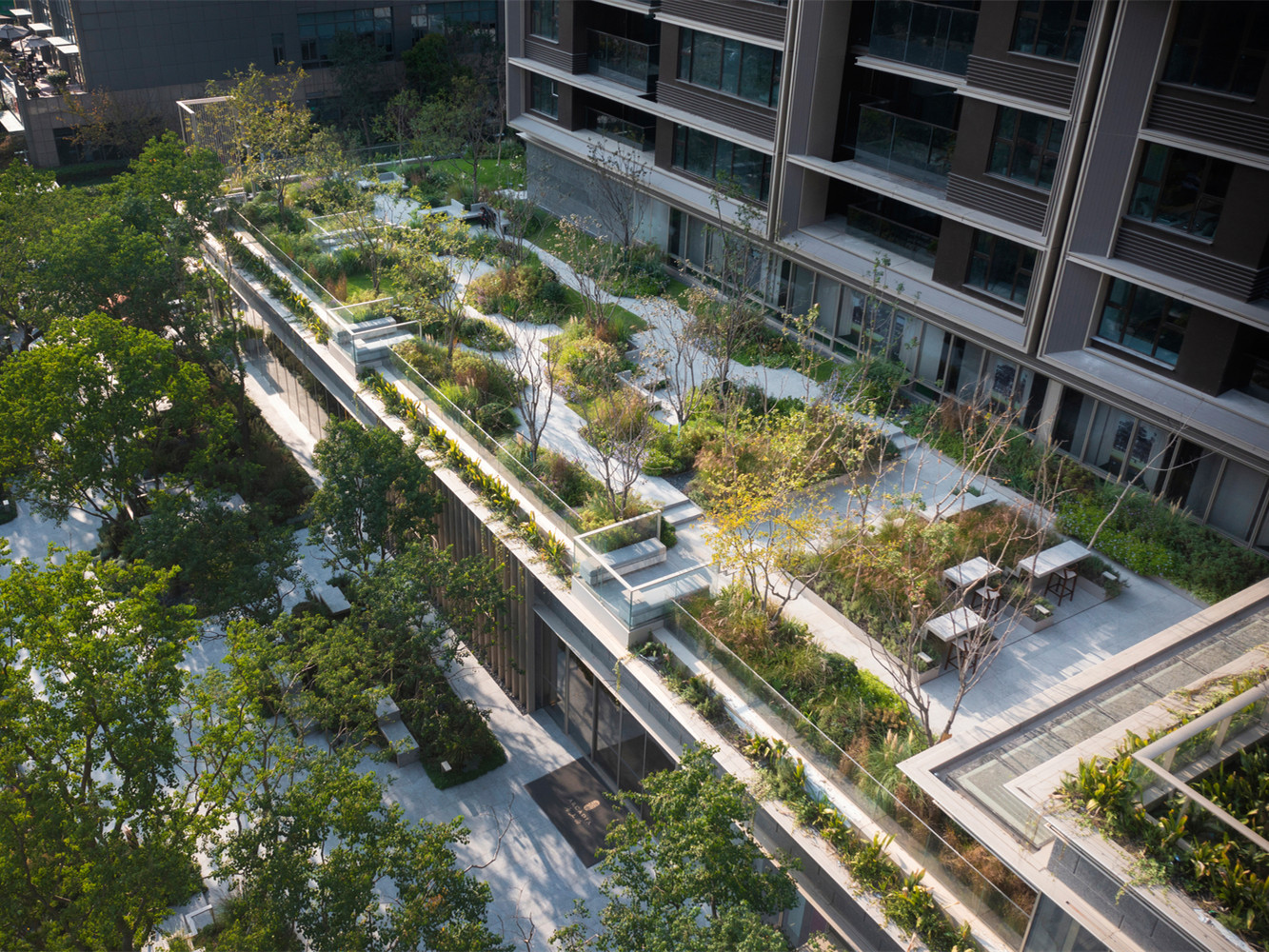 园林景观案例分享之上海trop城市山谷商业街区景观