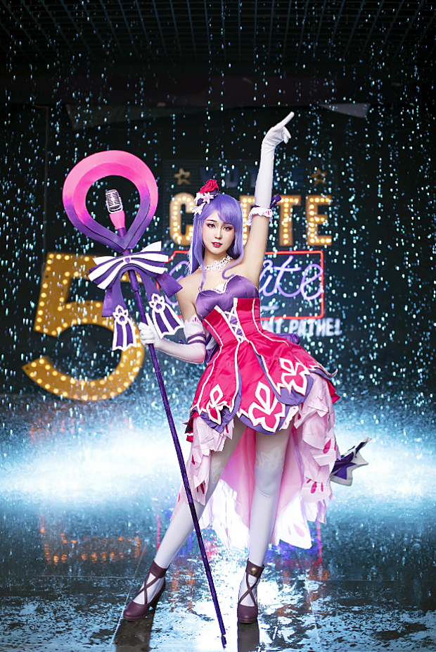 偶像歌手王昭君cos,美貌是种罪孽,暴雪也无法掩埋