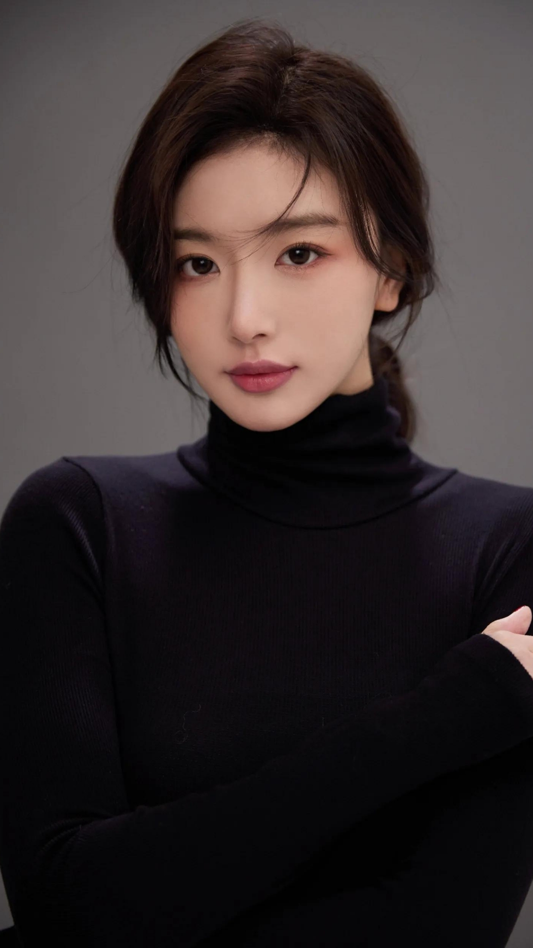 孙雪儿没有华丽的修饰,美得自然纯净