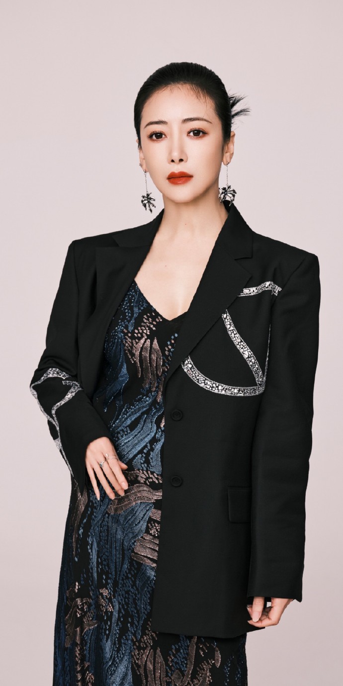 陈紫函时尚大片壁纸图集