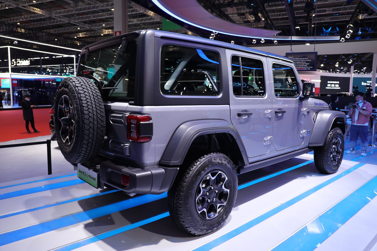 2021上海车展实拍:牧马人4xe