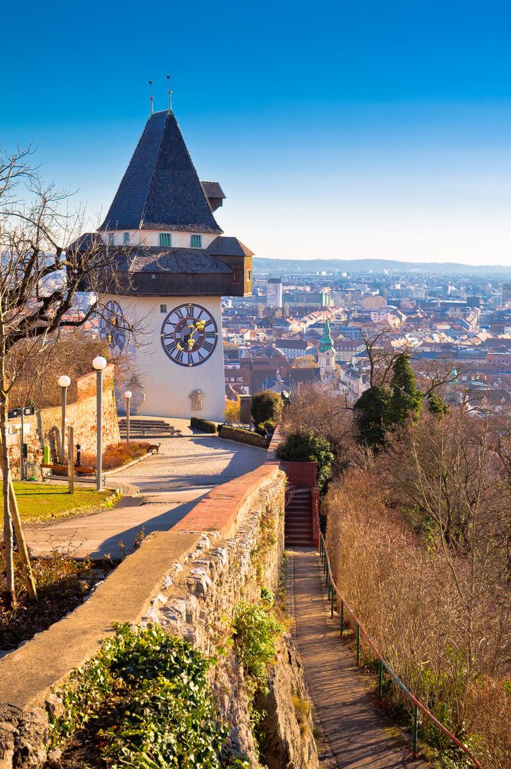 光景美图分享106:格拉茨(奥地利),中欧保护最完善的美丽古城