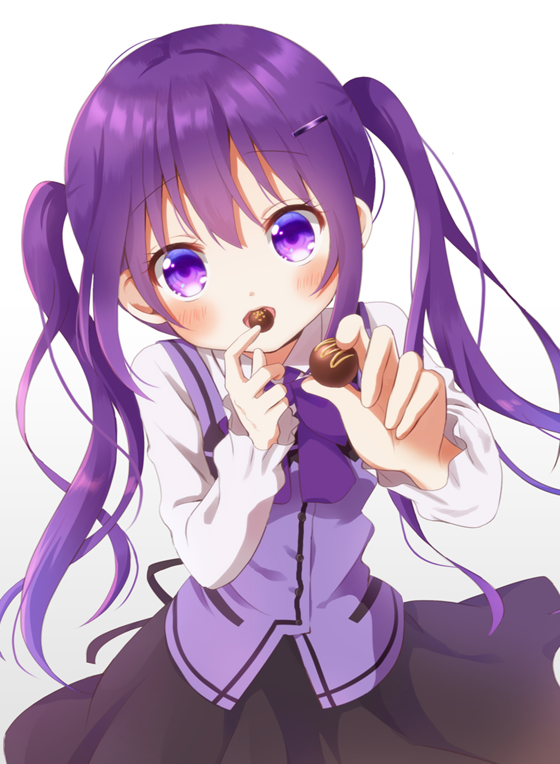 二次元动漫少女头像分享,吃面包零食的女孩或许最可爱?以图为证