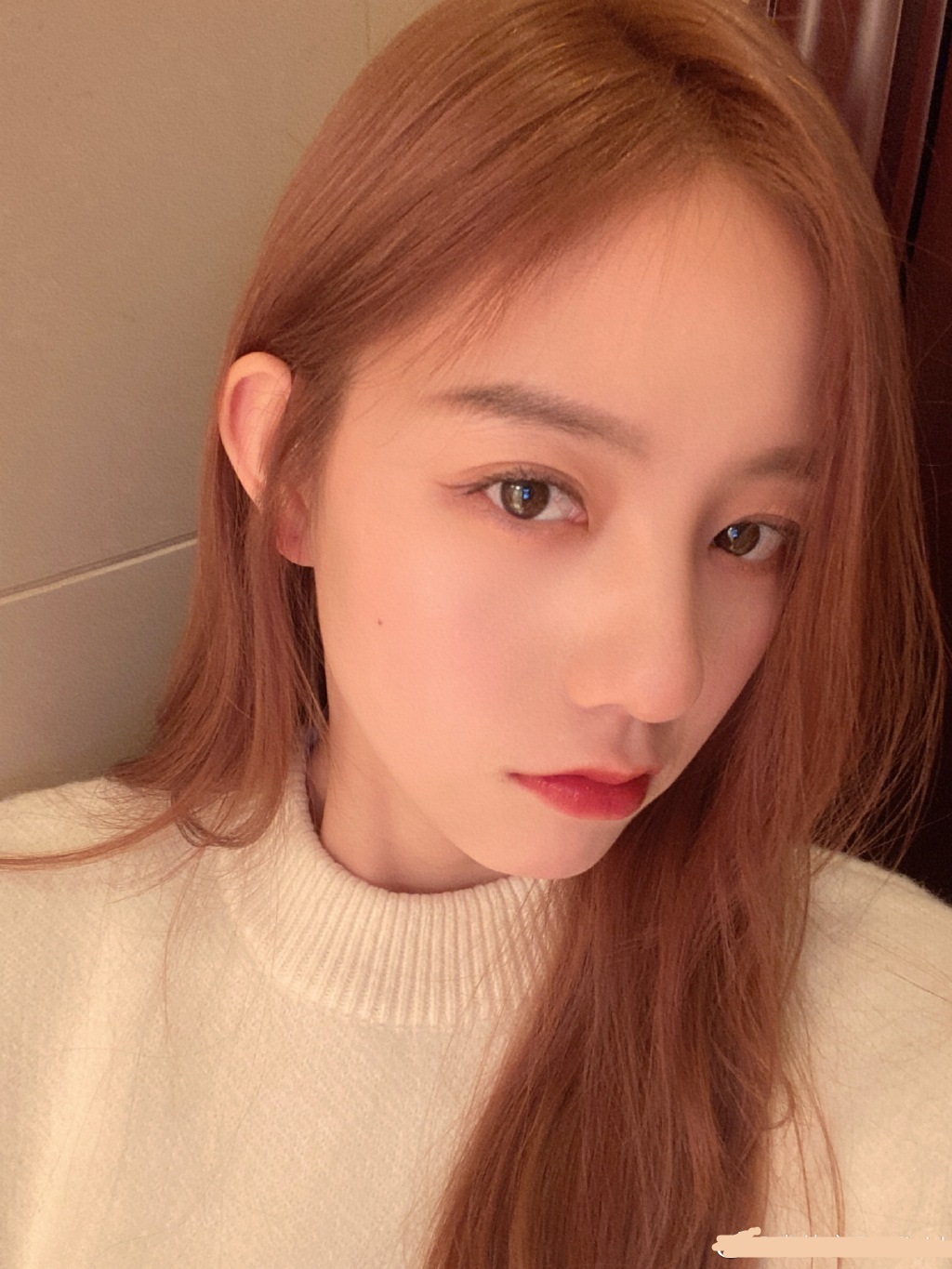 美女李佳宁迷人美照欣赏