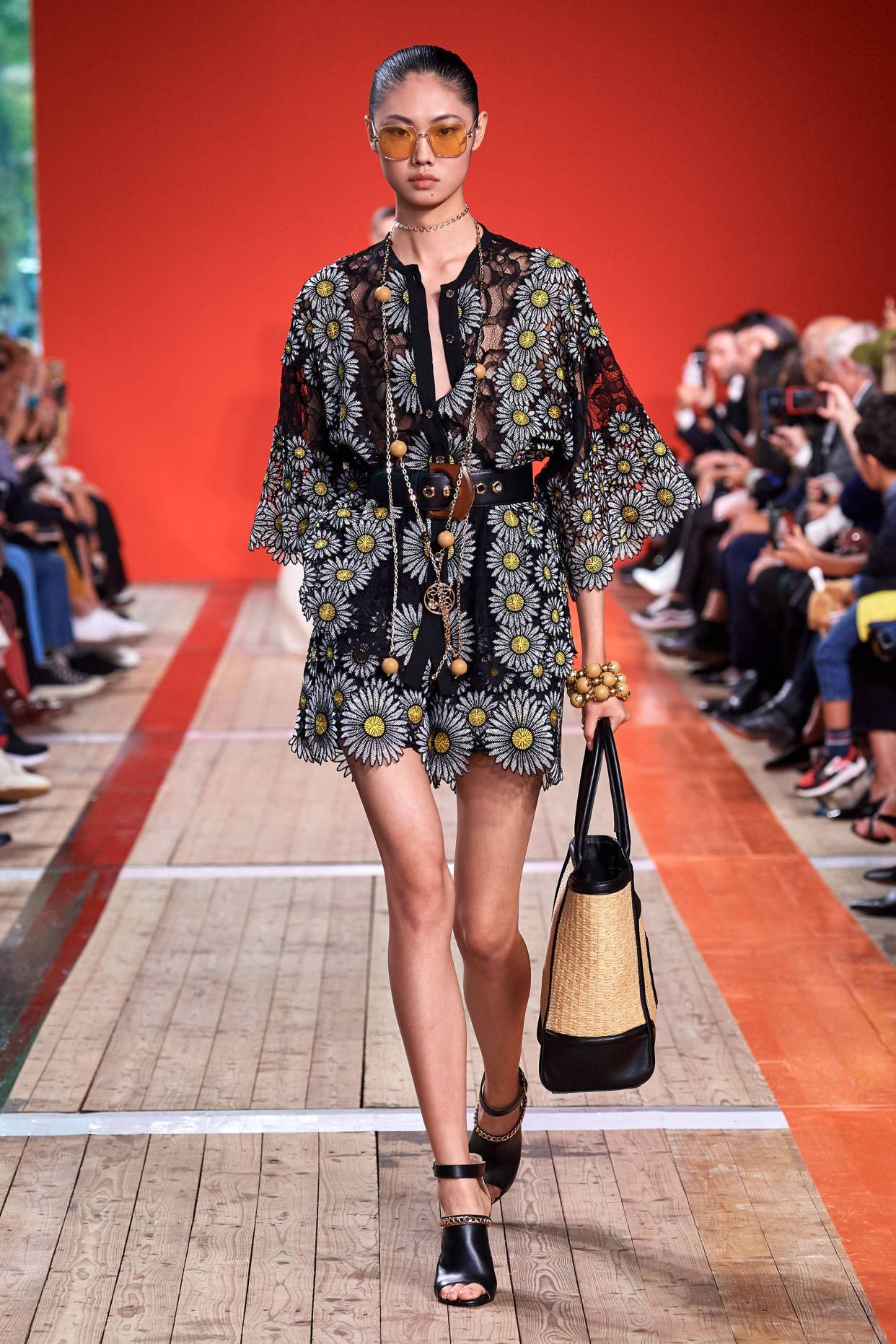 2020春夏艾莉萨博高级成衣秀场直击!有你喜欢的礼服吗?