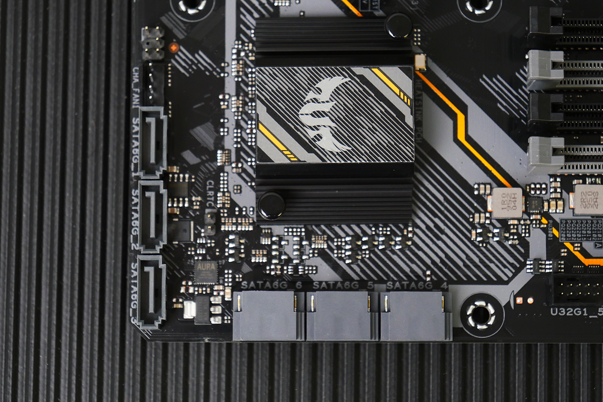 军规小板 华硕tuf gaming b460m-plus (wi-fi)欣赏