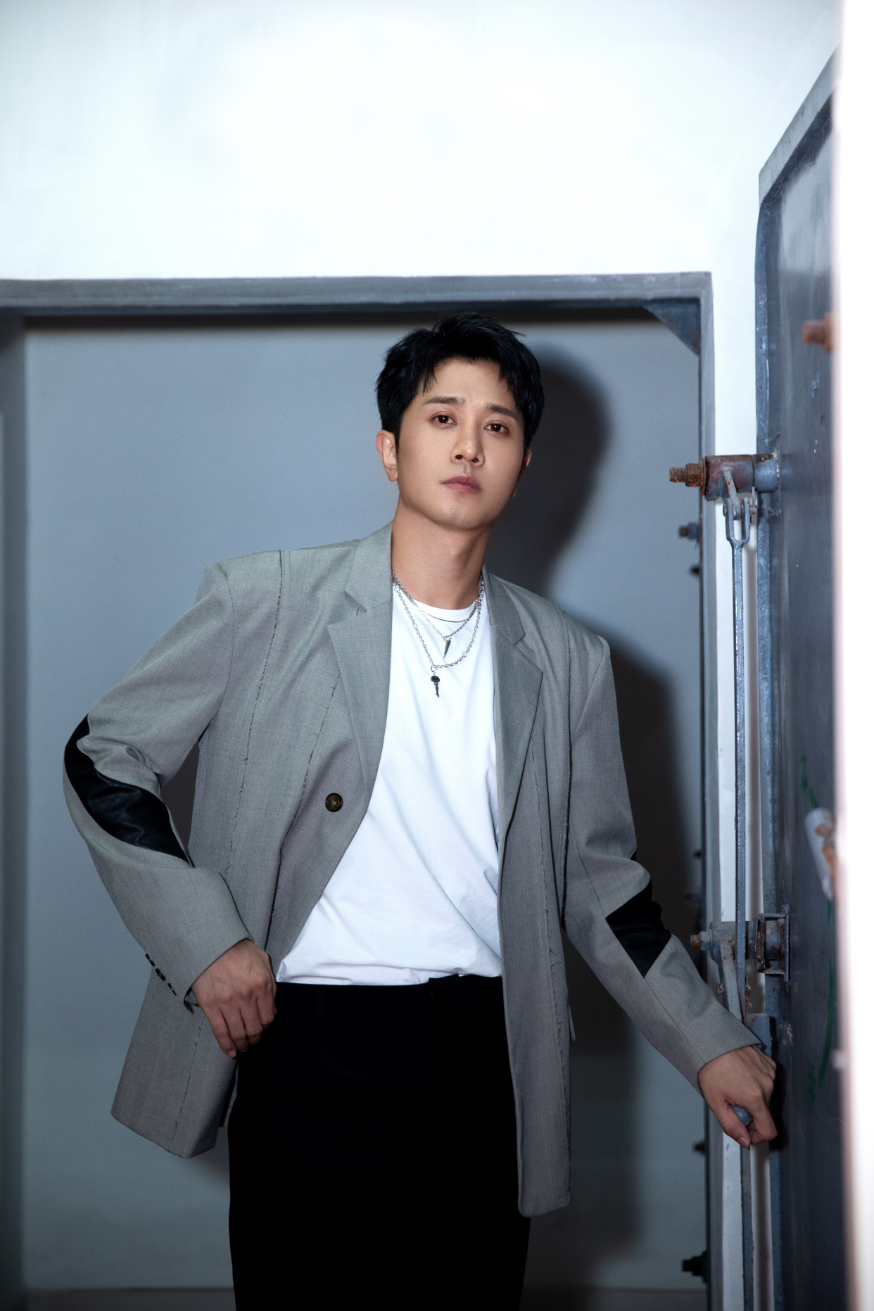 彭冠英 又高又帅