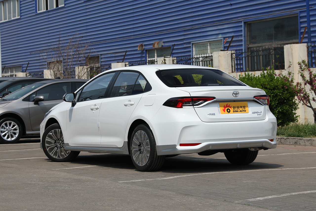 2021款卡罗拉1.2t s-cvt精英sport版