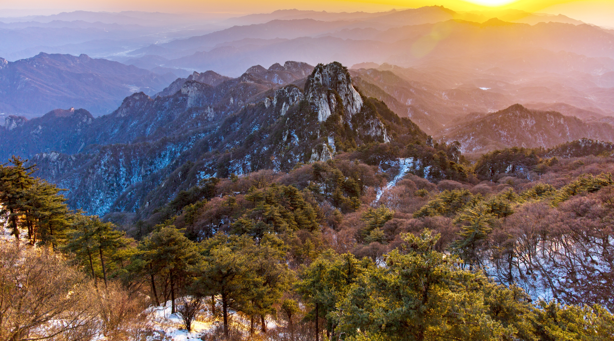 拥抱2021年的曙光 尧山日出美不胜收