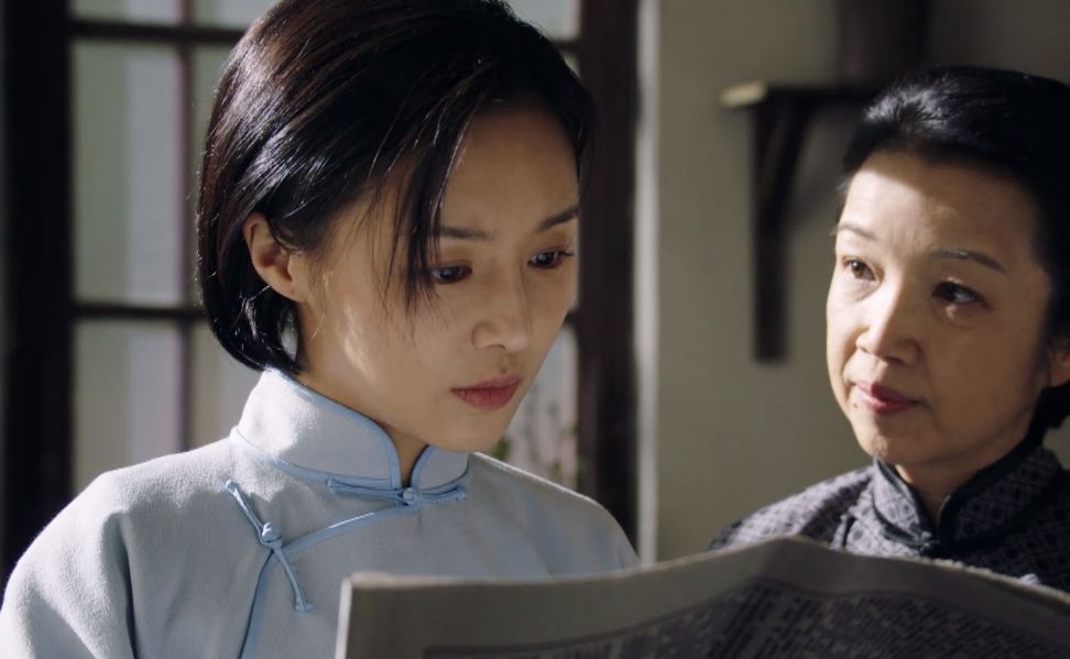 电视剧中流击水邓颖超扮演者刘梦珂剧照图片